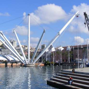 Il Porto Antico: l’Acquario di Genova, la Città dei Bambini e dei Ragazzi, la Biosfera, il Galata Museo del Mare, il Bigo e altro ancora