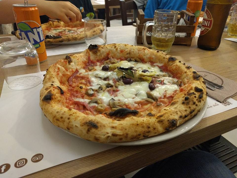 Pizza Pizzeria ai Masanielli Caserta